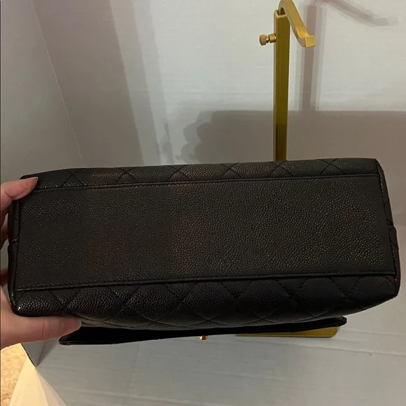 Vintage Chanel Kelly Flap Bag Black Caviar Gold Hardware - Picture 6 of 11